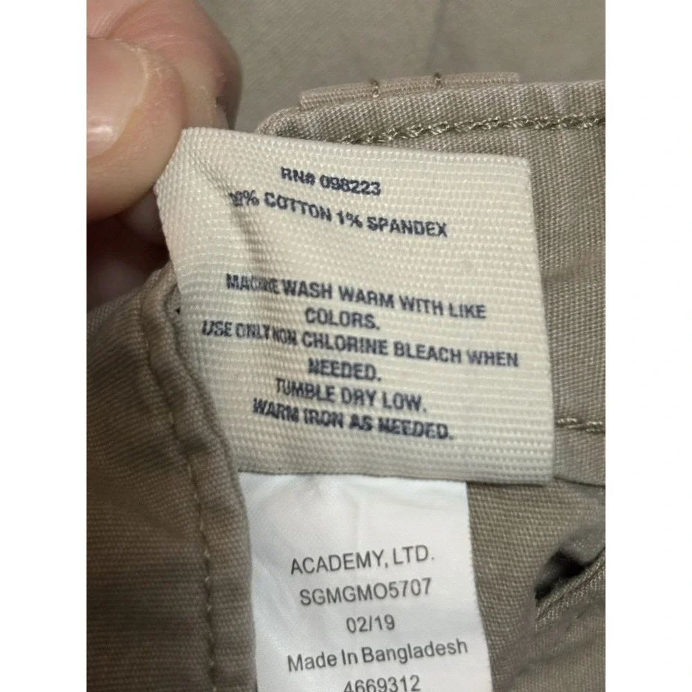 Magellan Outdoors Chino Shorts Men 34 Khaki Excellent Cotton Stretch SGMGMO5707